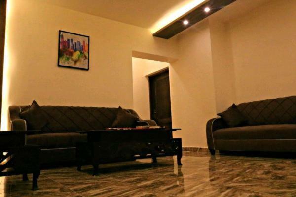 Al Riyati Hotel Apartments Aqaba Exteriör bild